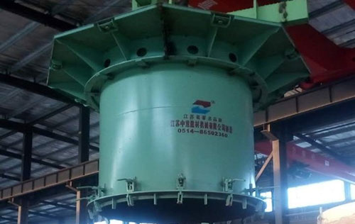 Zhongyi jianji build core mold vibration mechanism equipment at the scene of the reasure qiangiu pipe DN3000 concrete production
