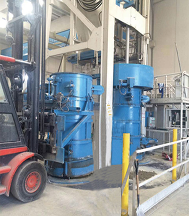 Independent research and development of radial extrusion pipe machine by Zhongyi construction machine